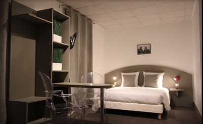 Hotel-Vol-de-Nuit-chambre